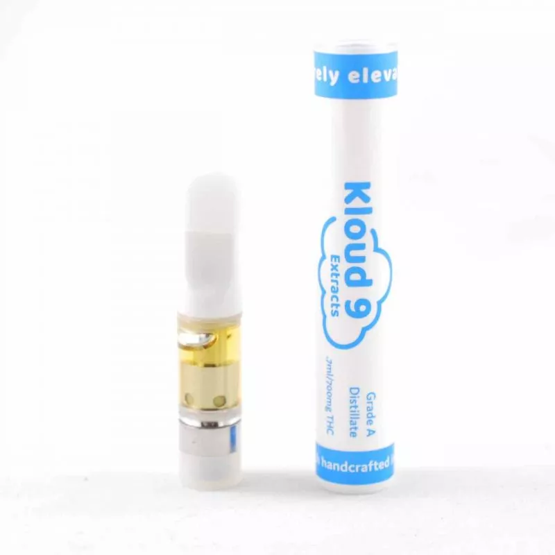 Kloud9 Extracts cartridge with Grade A THC distillate and handcrafted packaging.